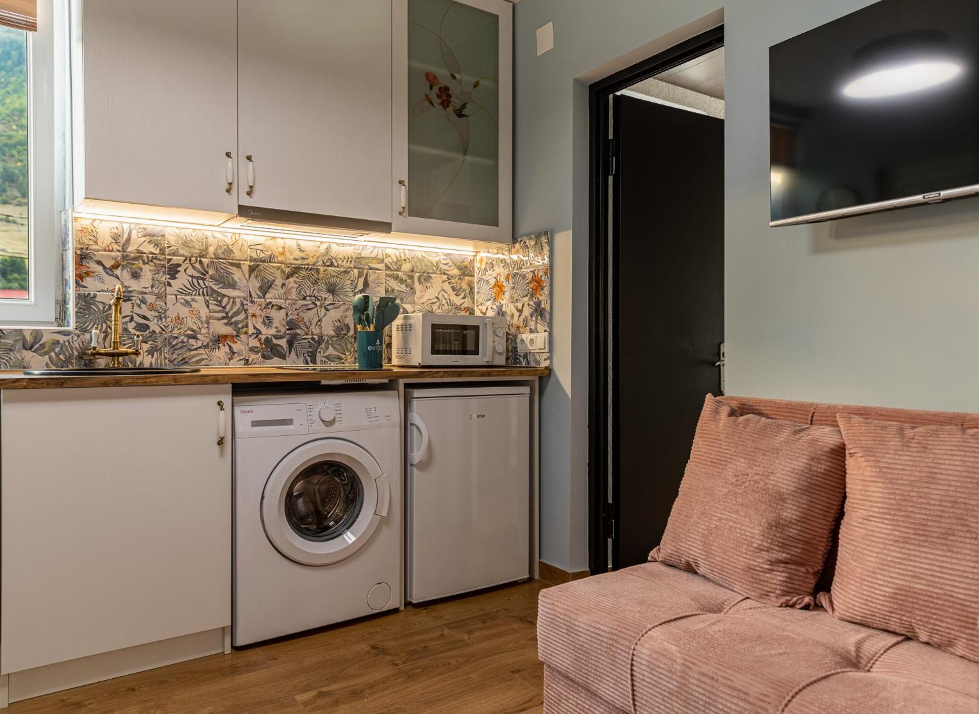 Mestia Apartments * Местия